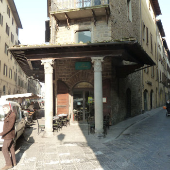 strada borgo santa croce